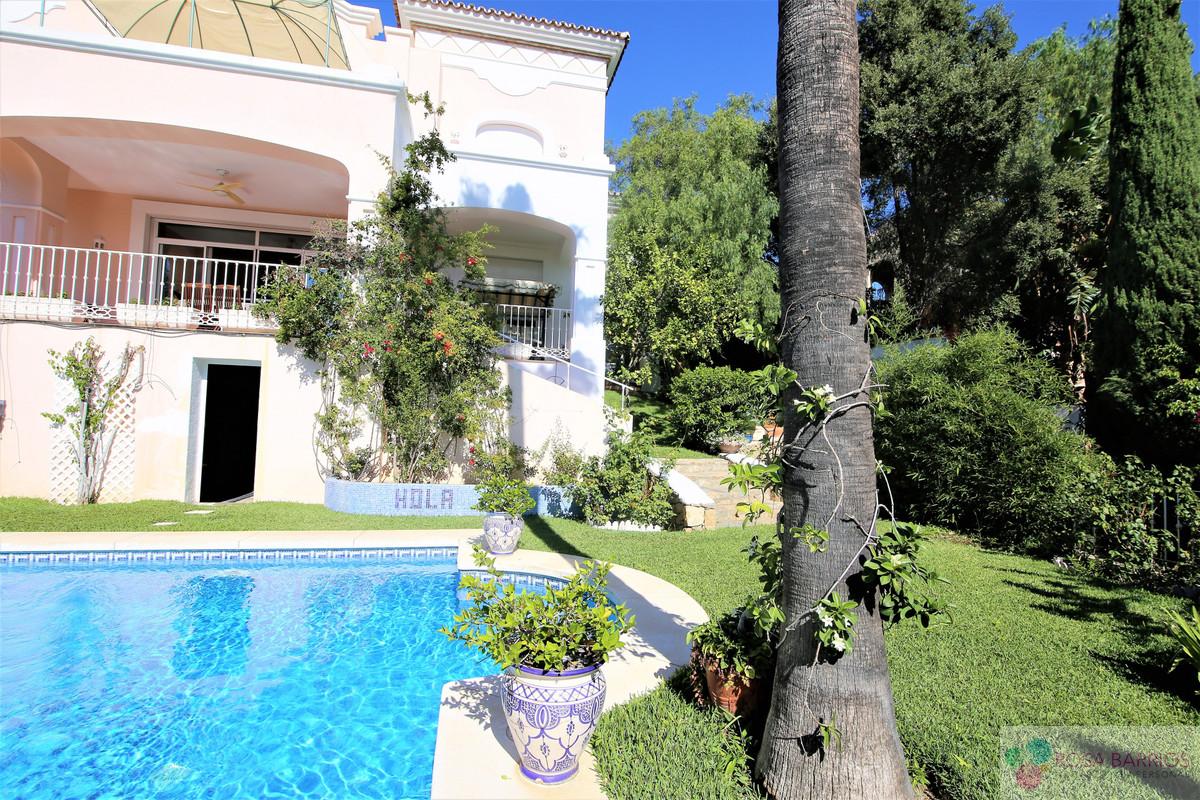 For sale of villa in Marbella
