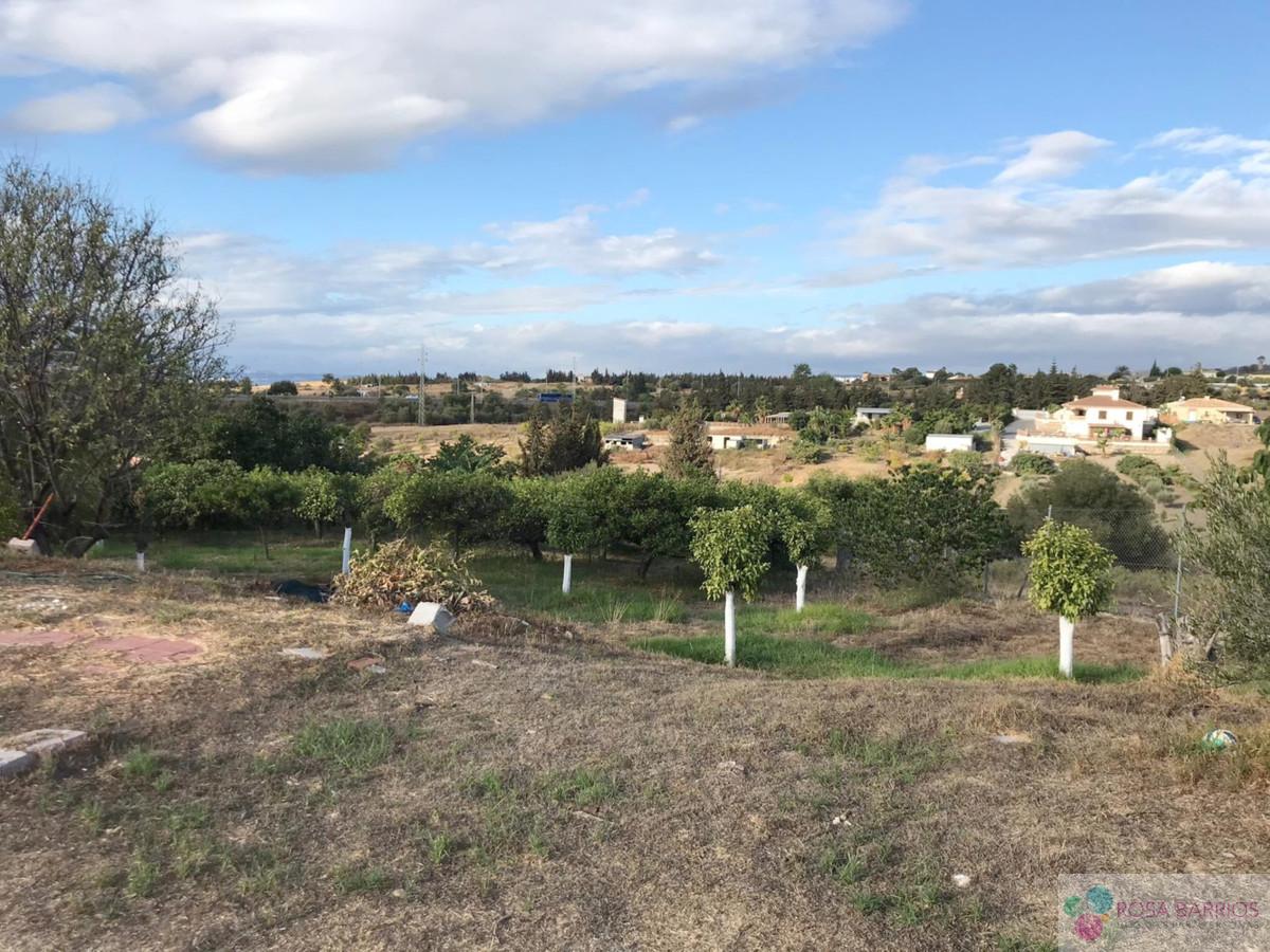 For sale of land in Estepona