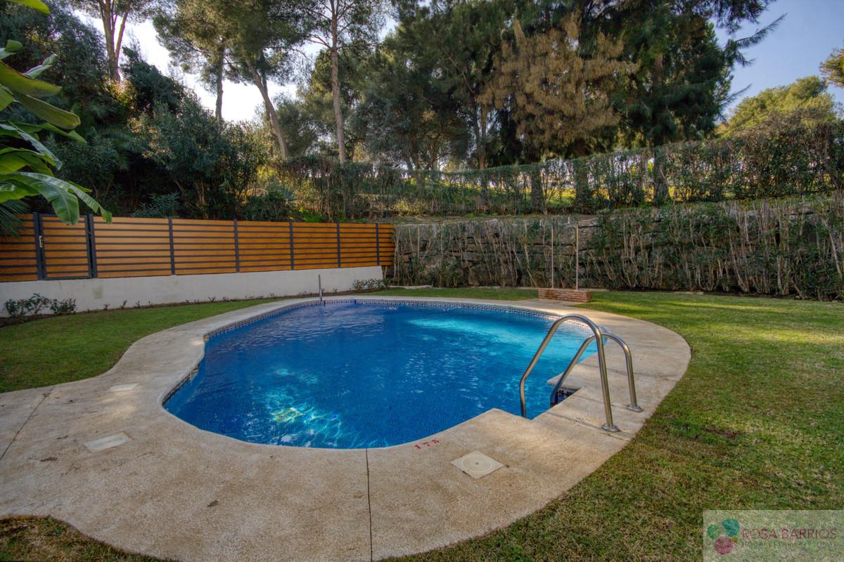 Venta de villa en Nueva Andalucía