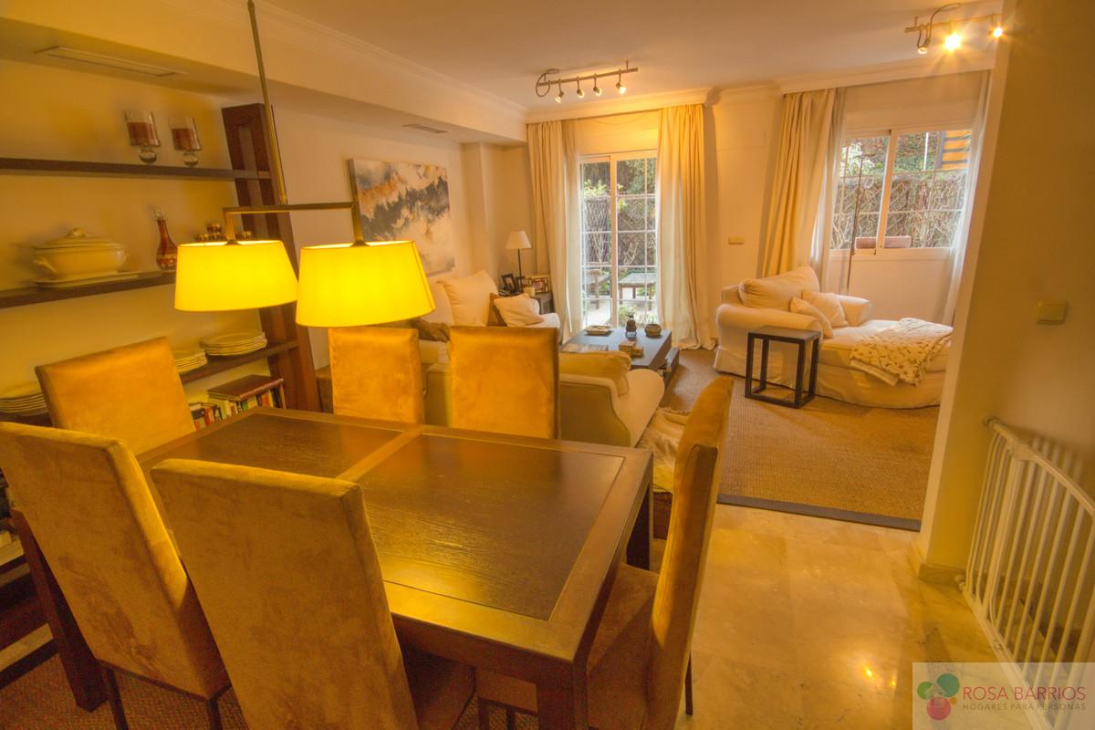 Venta de villa en Nueva Andalucía