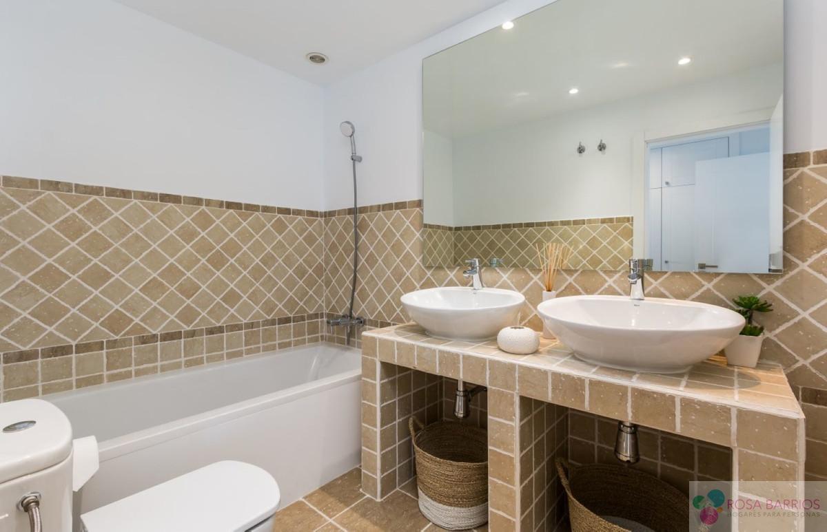 Zu verkaufen von appartement in
 Estepona