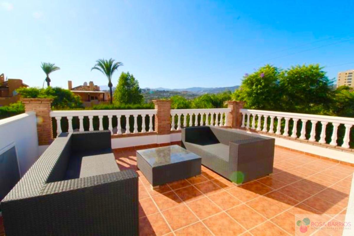 Venta de villa en Nueva Andalucía