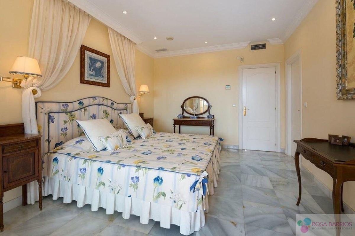 For sale of villa in Marbella