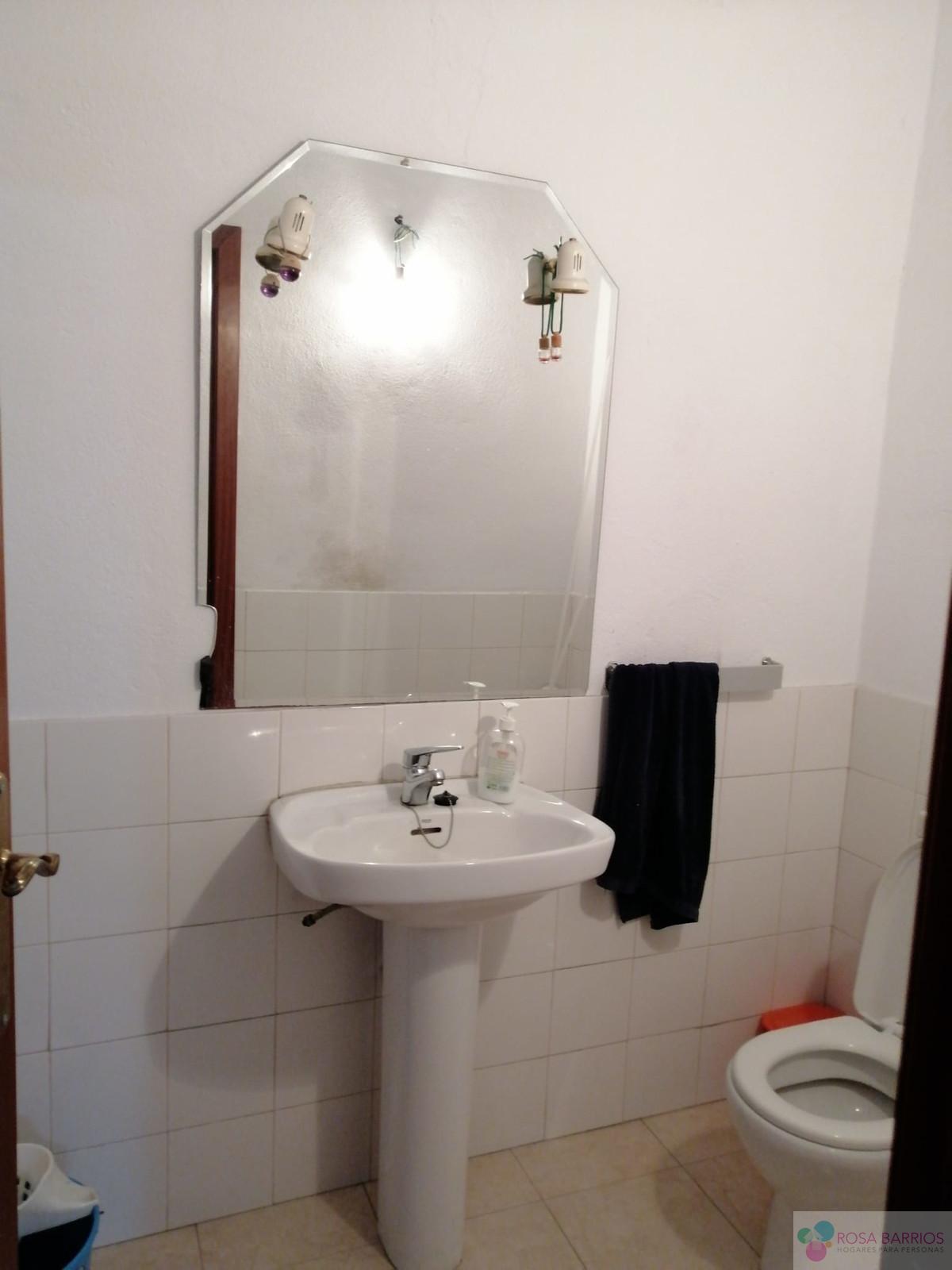 For sale of commercial in Marbella