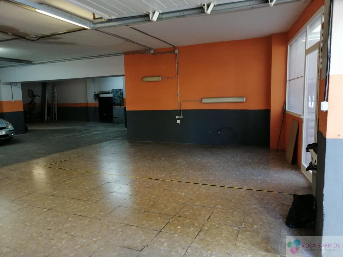 For sale of commercial in Marbella