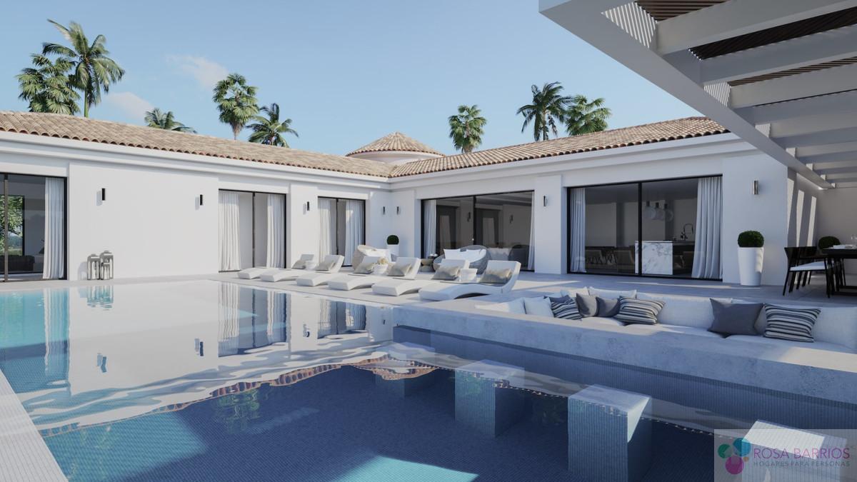 Venta de villa en Nueva Andalucía