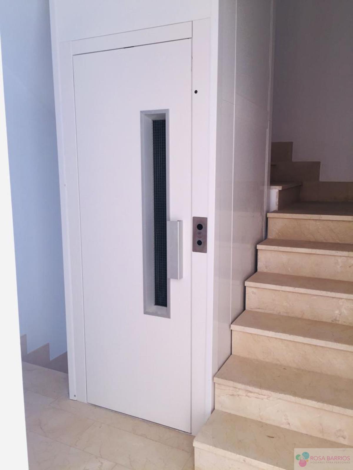 For sale of apartment in Estepona