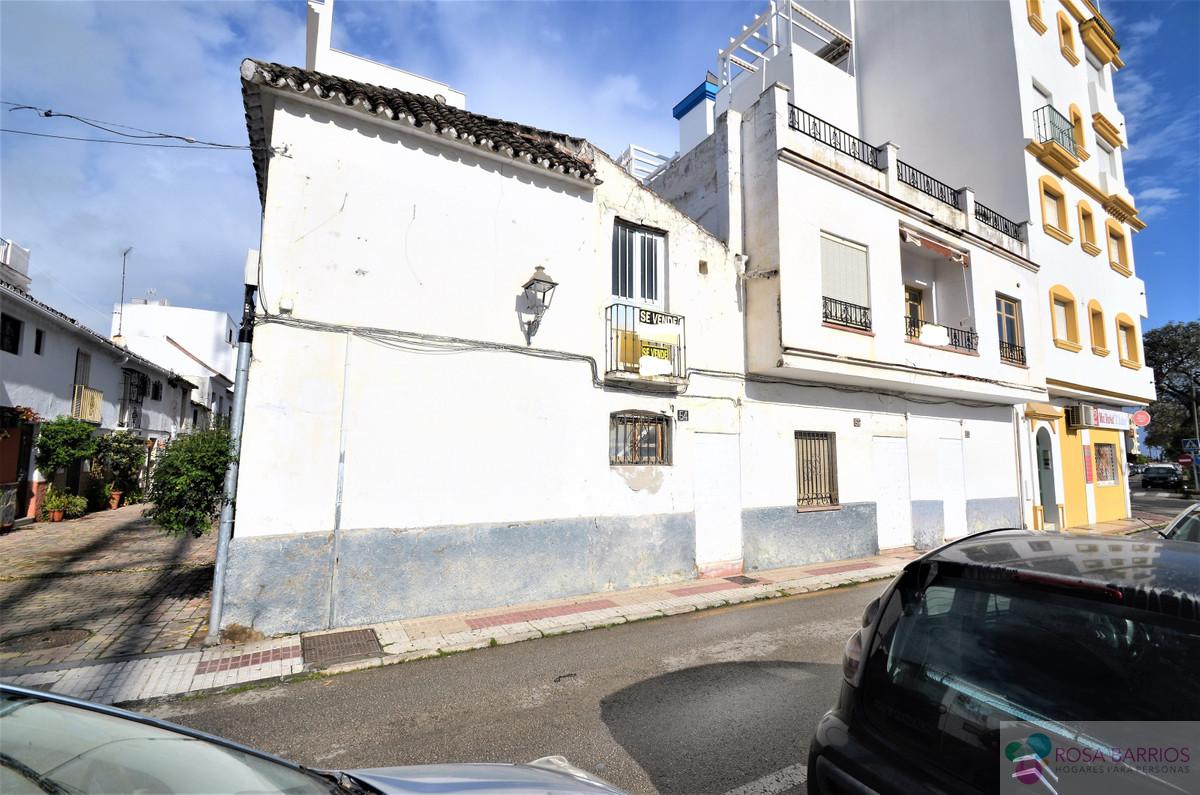 For sale of land in Estepona