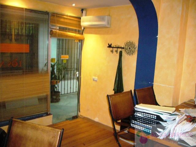For sale of commercial in Marbella