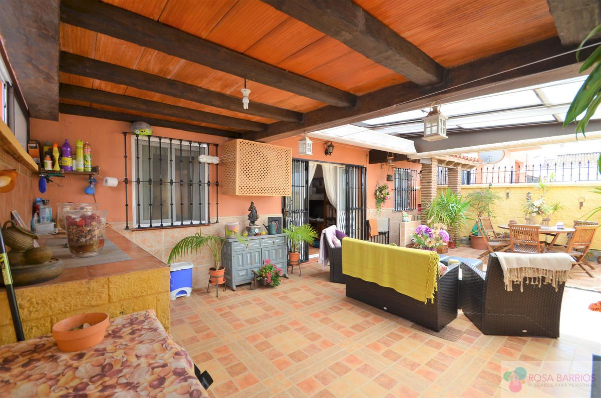 For sale of apartment in Estepona