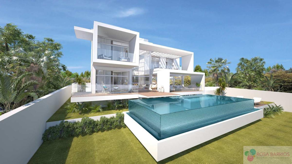 For sale of land in Estepona