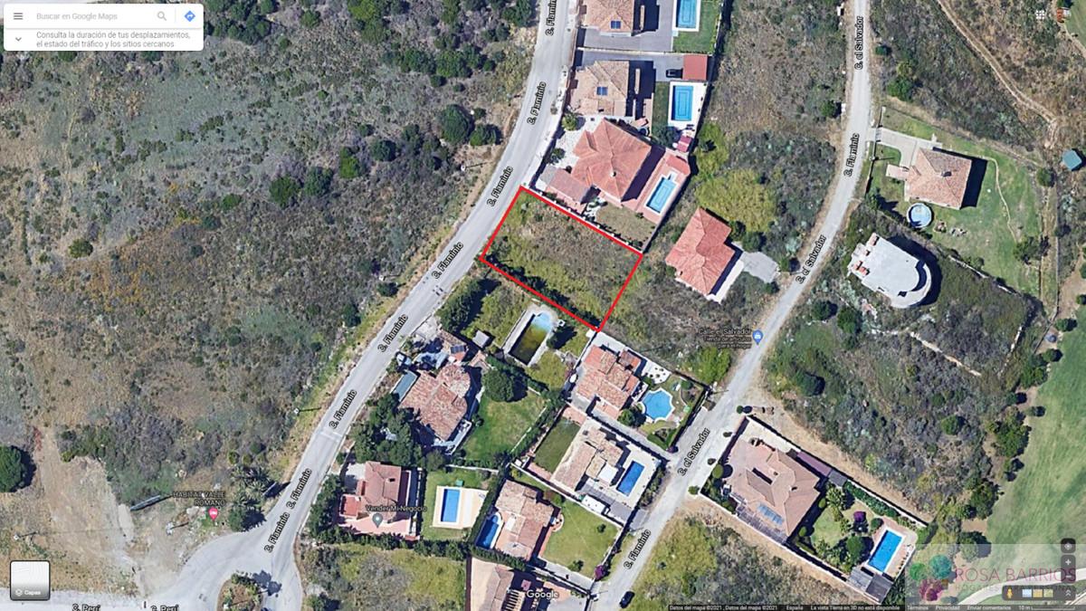 For sale of land in Estepona