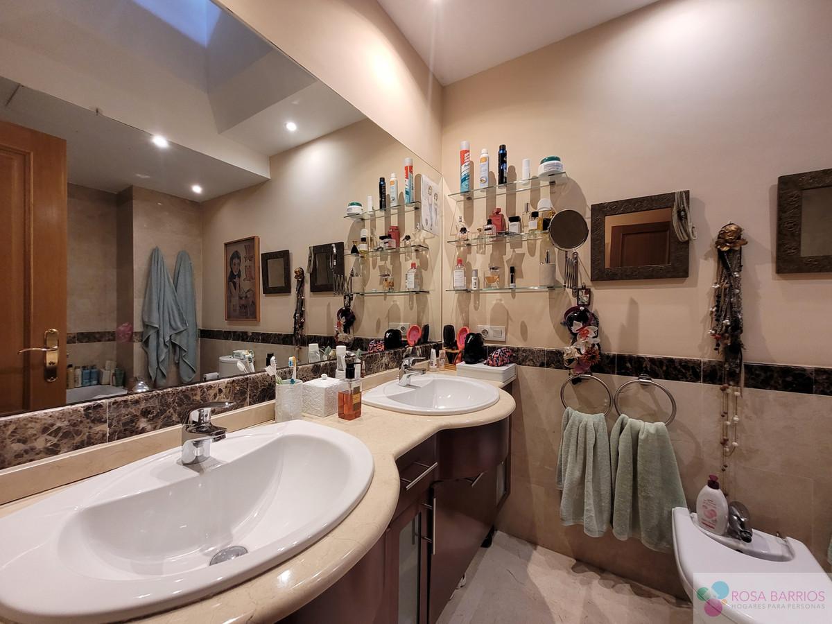 For sale of villa in Marbella