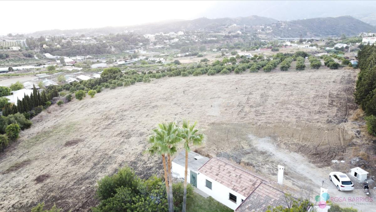 For sale of land in Estepona