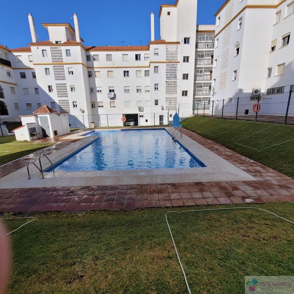 For sale of apartment in Estepona