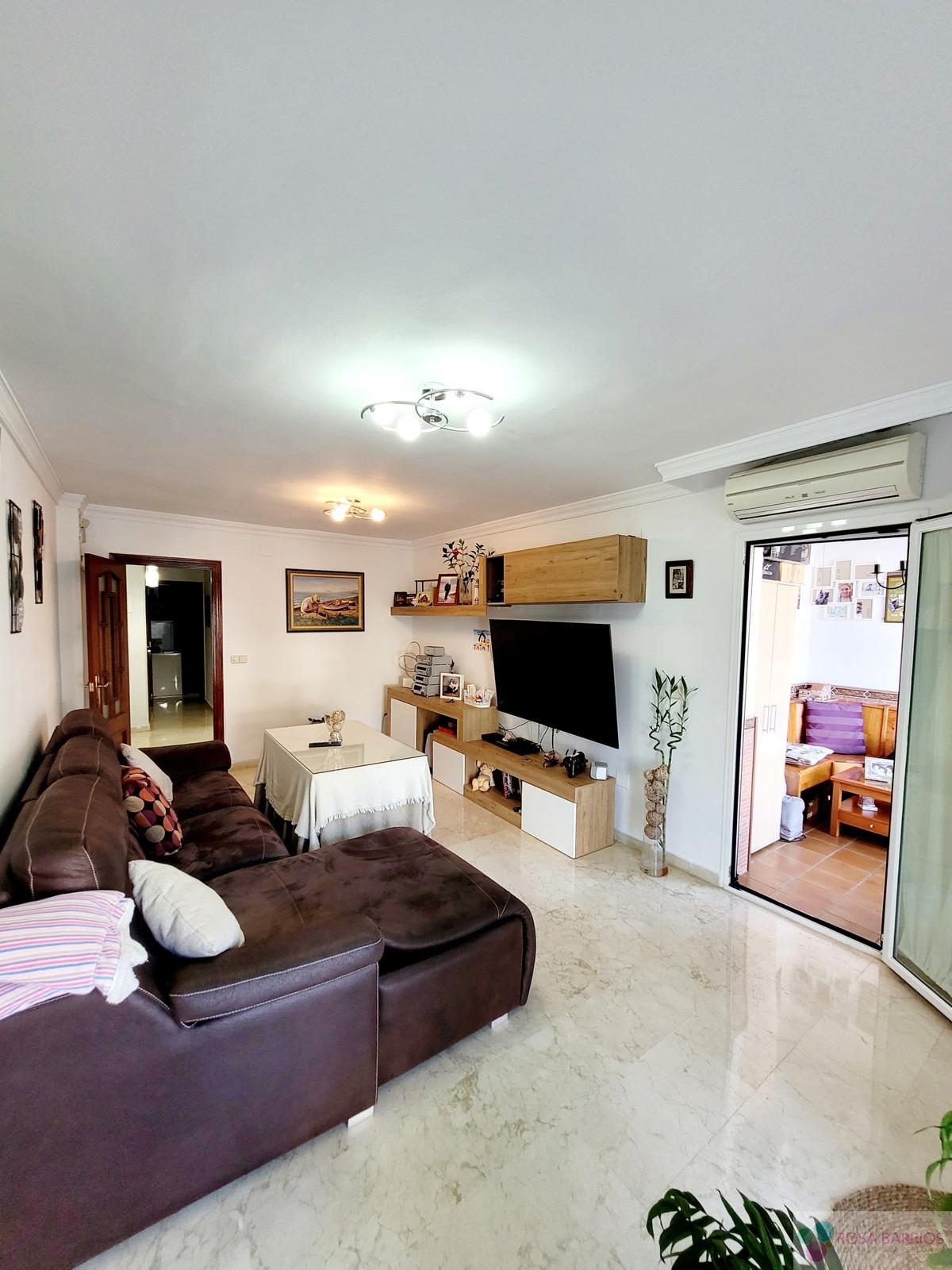For sale of apartment in Estepona