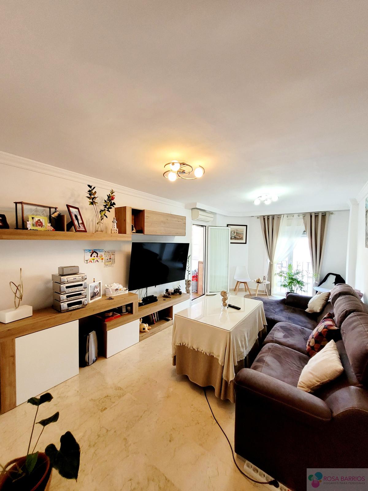 For sale of apartment in Estepona