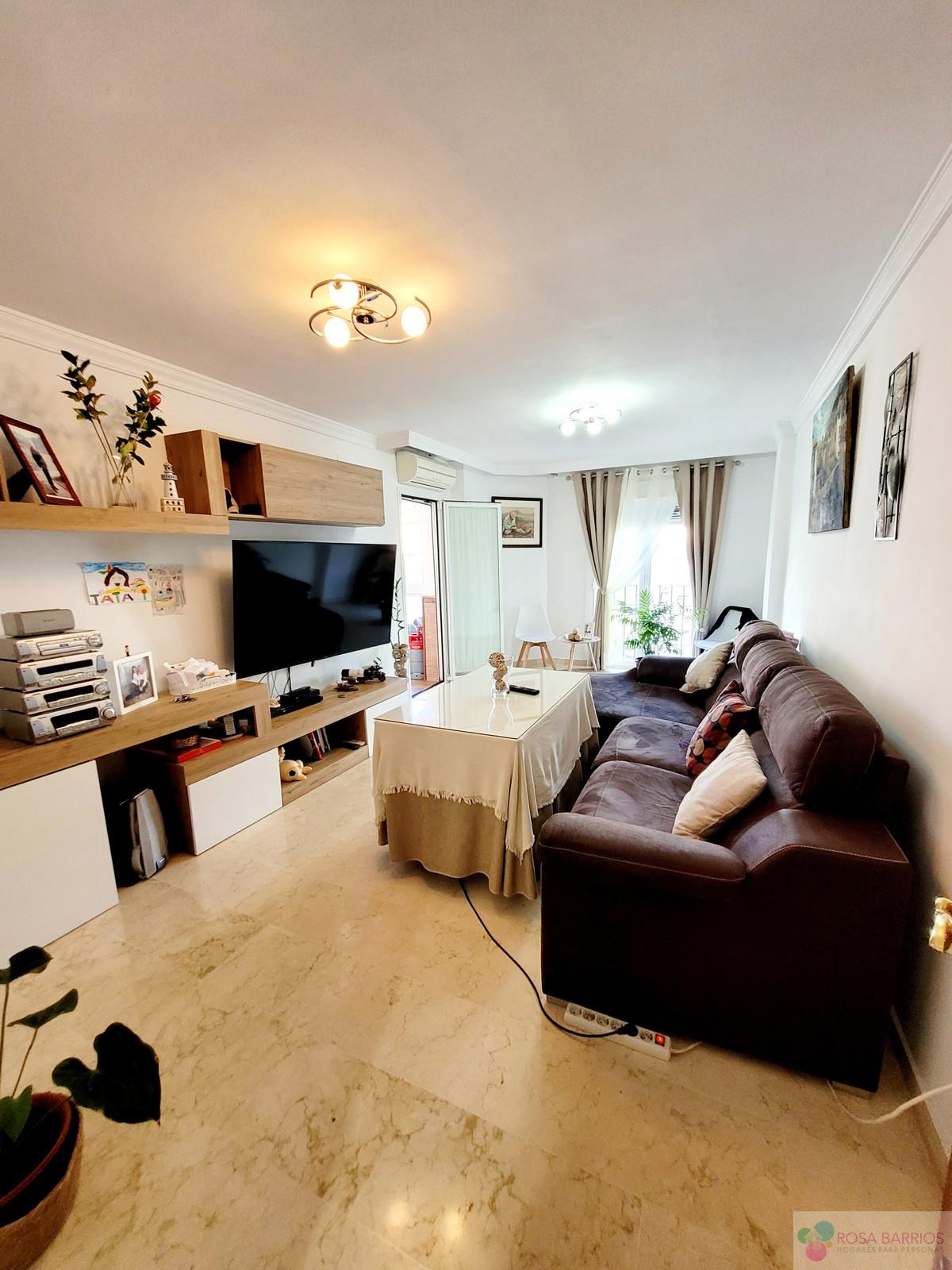For sale of apartment in Estepona