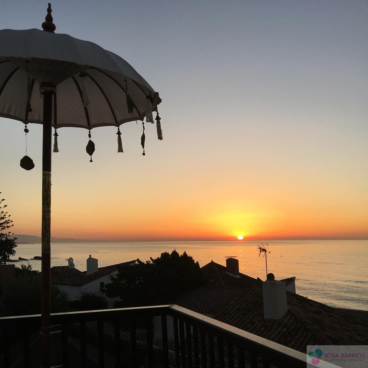 Zu verkaufen von villa in
 Estepona