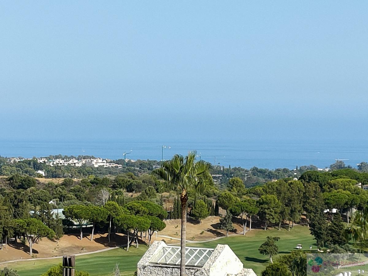 Zu verkaufen von villa in
 Nueva Andalucía