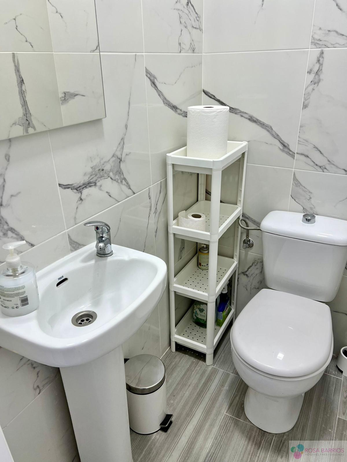For sale of commercial in Marbella