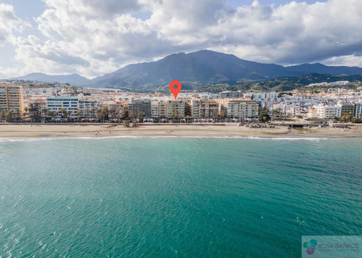 For sale of commercial in Estepona