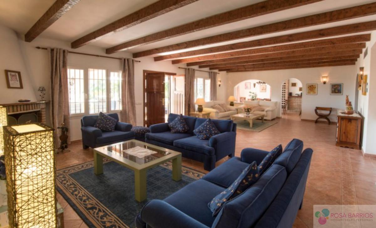 Venta de villa en Guadalmina Alta