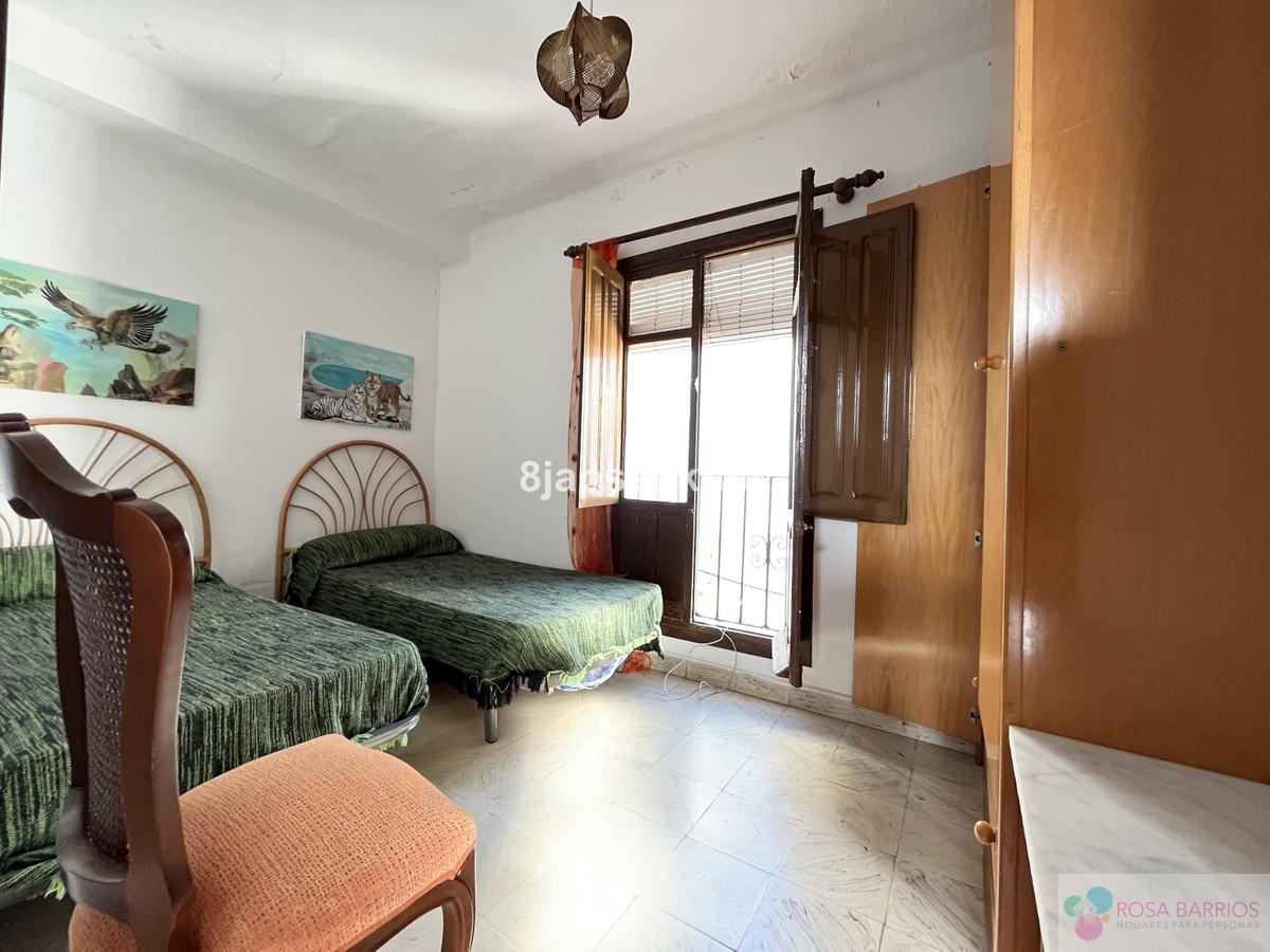 Zu verkaufen von villa in
 Estepona