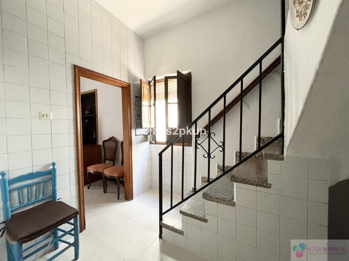 Zu verkaufen von villa in
 Estepona
