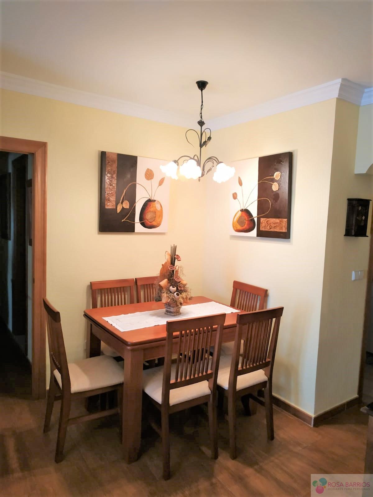 For sale of penthouse in Estepona