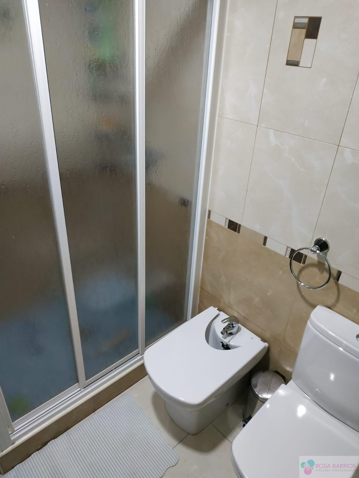 For sale of penthouse in Estepona
