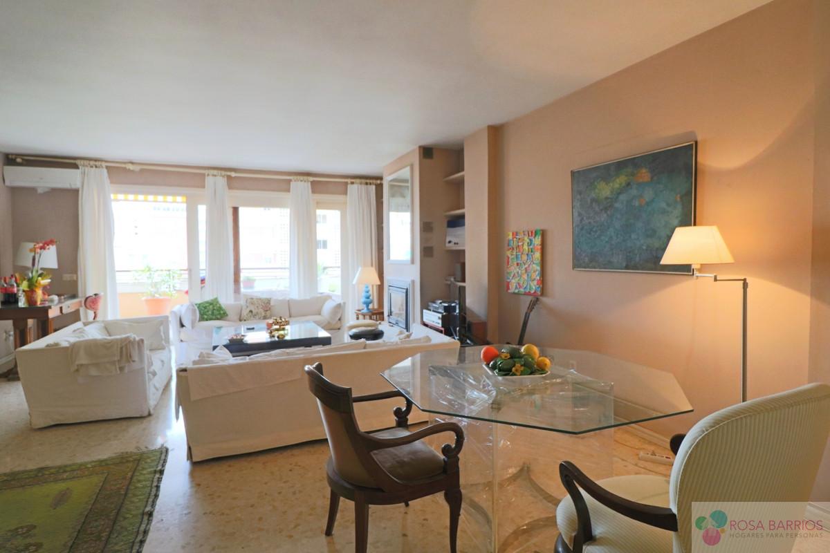 For sale of apartment in Marbella