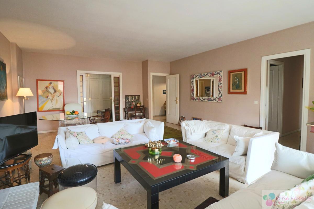 For sale of apartment in Marbella