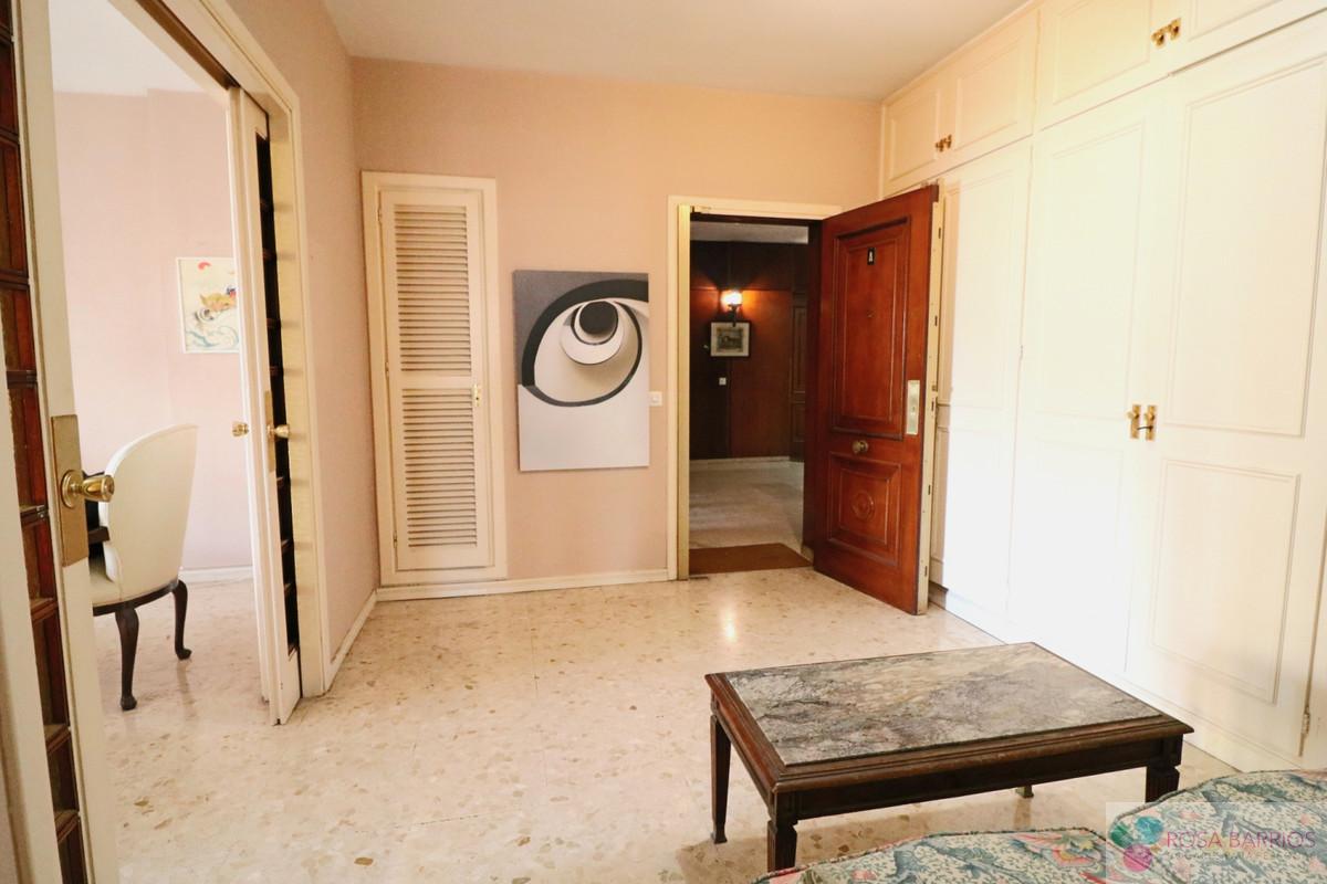 For sale of apartment in Marbella