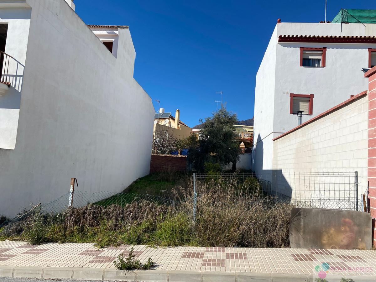For sale of land in Estepona