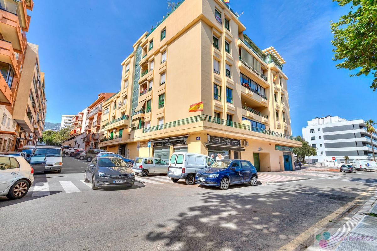 For sale of penthouse in Marbella