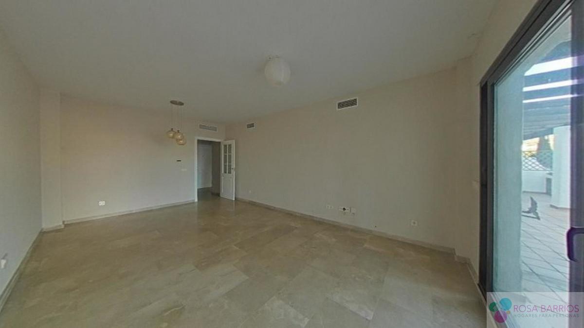 For sale of apartment in Marbella