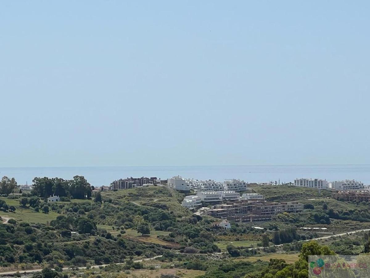 For sale of land in Estepona