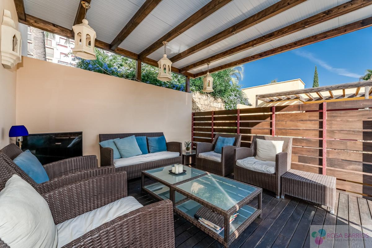 Venta de villa en Estepona