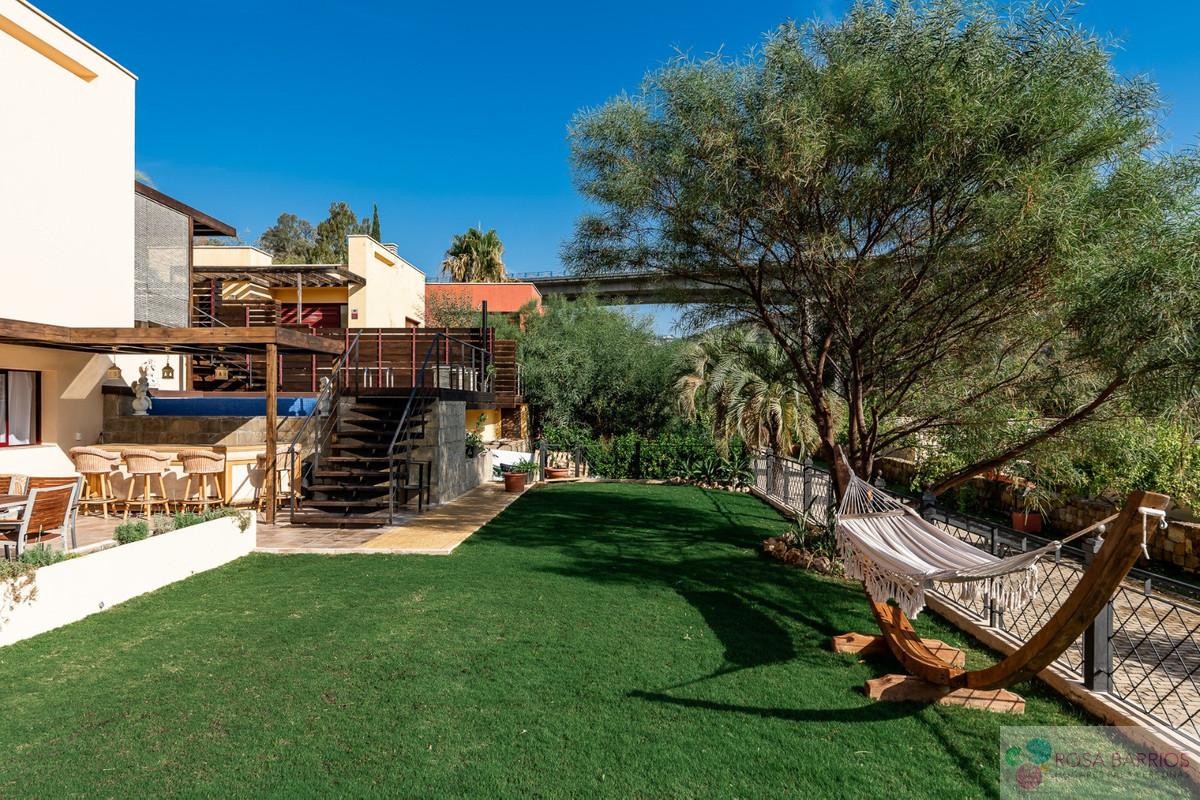 Venta de villa en Estepona