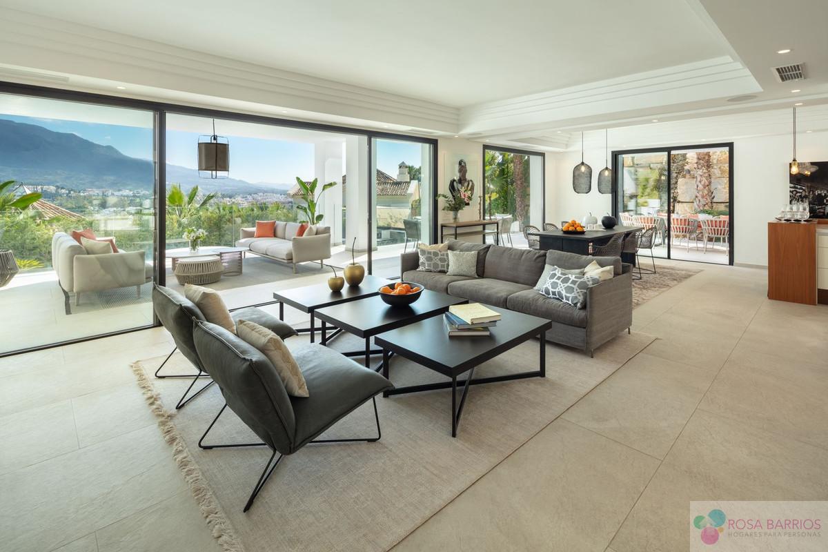 Venta de villa en Nueva Andalucía