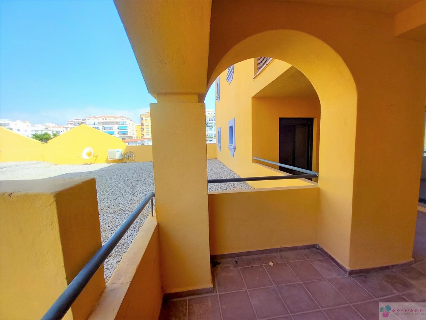 For sale of flat in San Pedro de Alcántara