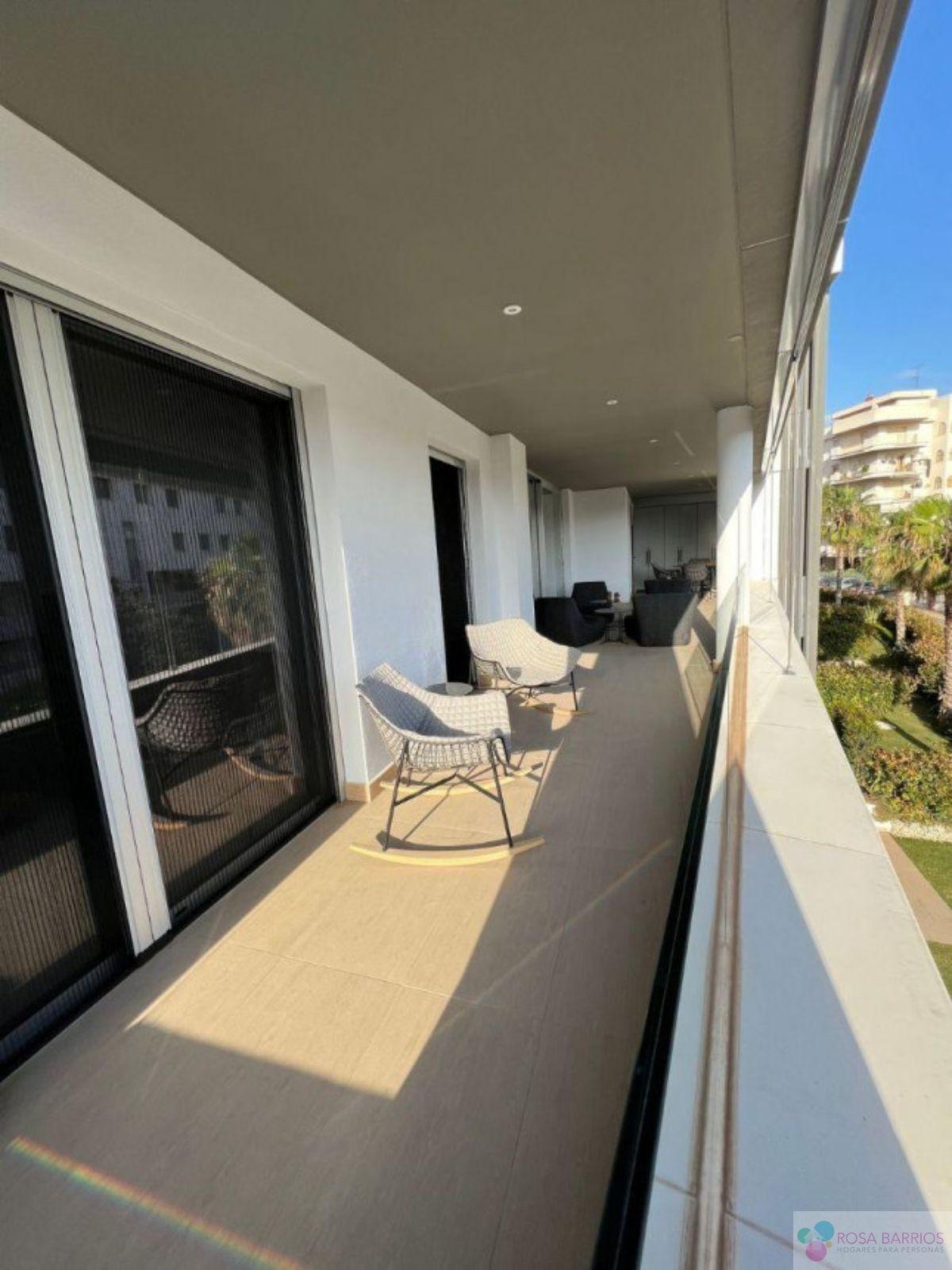 Zu verkaufen von appartement in
 Puerto Banús