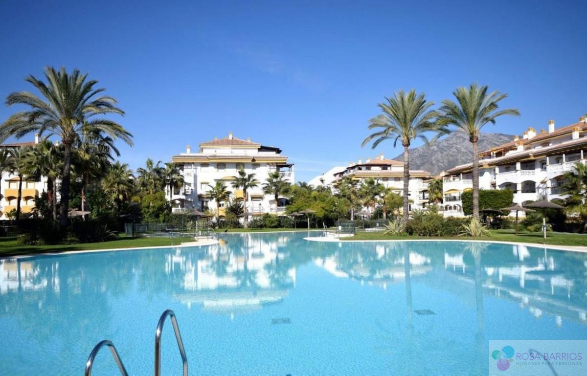 Zu verkaufen von appartement in
 Nueva Andalucía