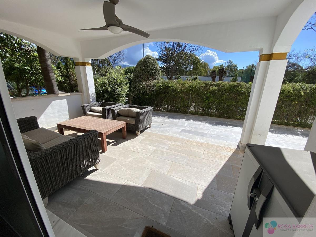 Zu verkaufen von appartement in
 Nueva Andalucía