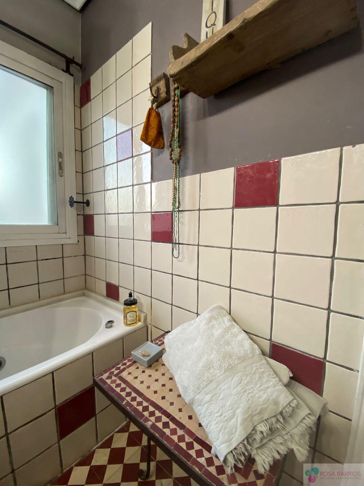 Zu verkaufen von villa in
 Estepona