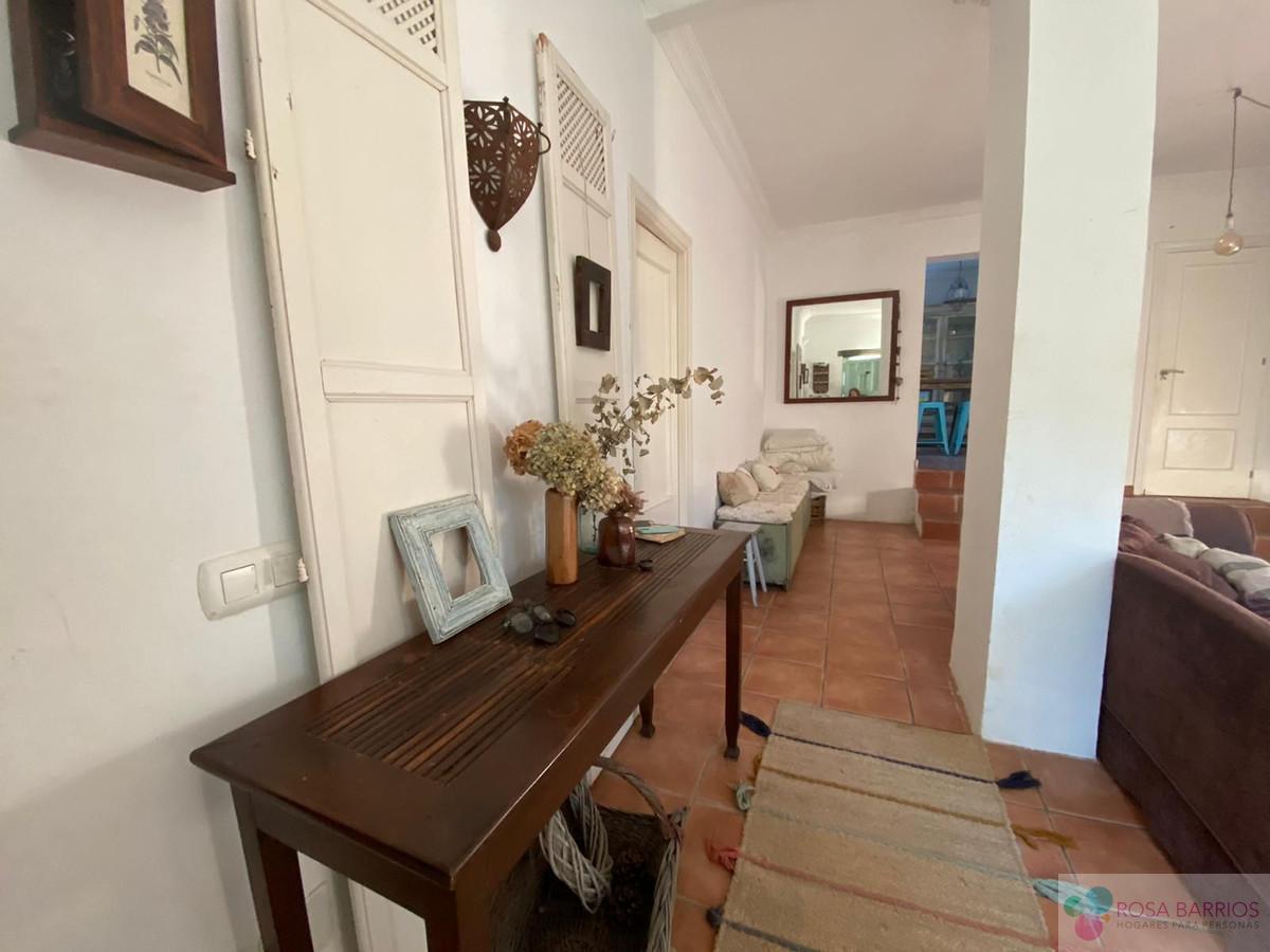 Zu verkaufen von villa in
 Estepona