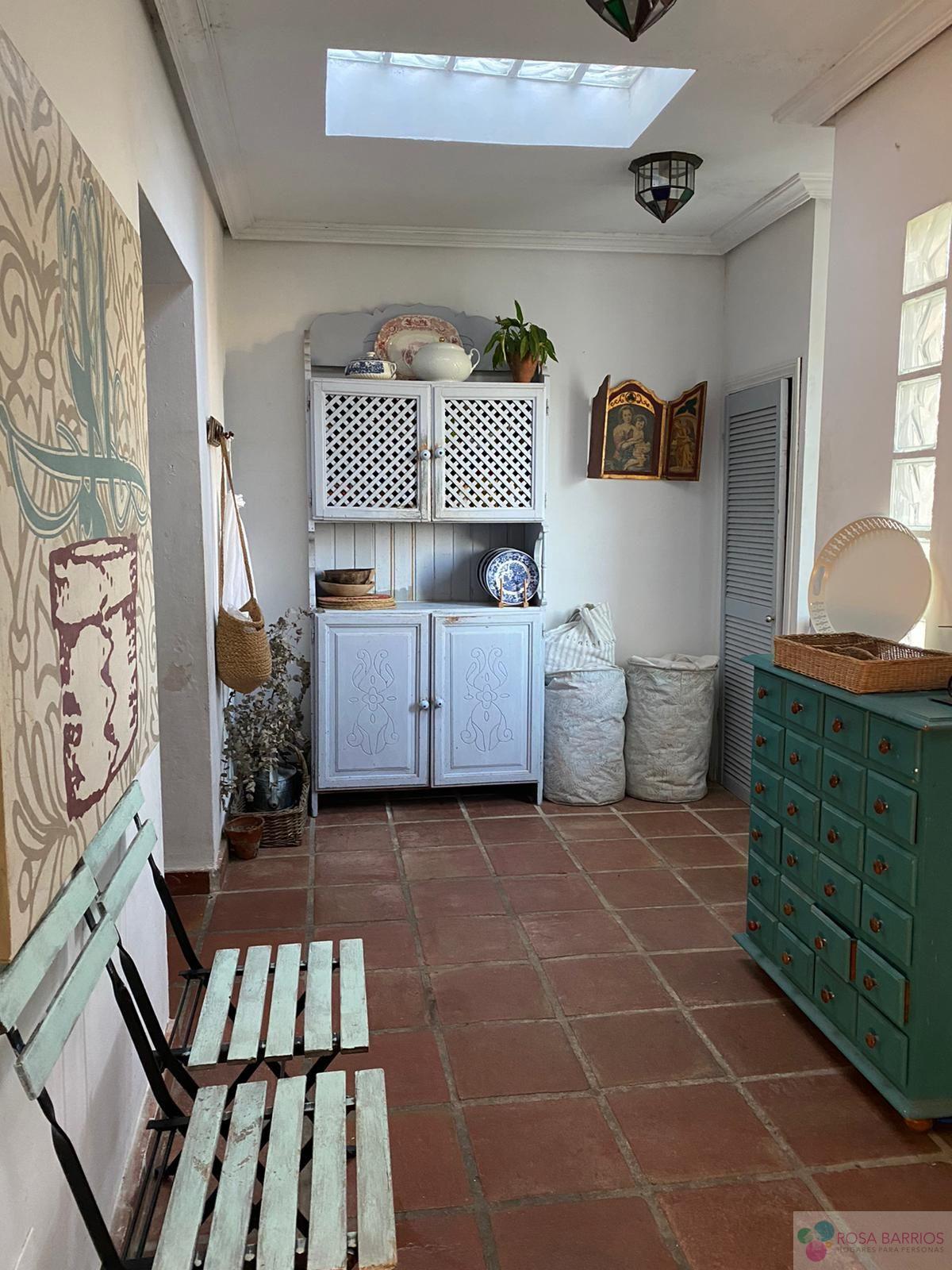 Zu verkaufen von villa in
 Estepona