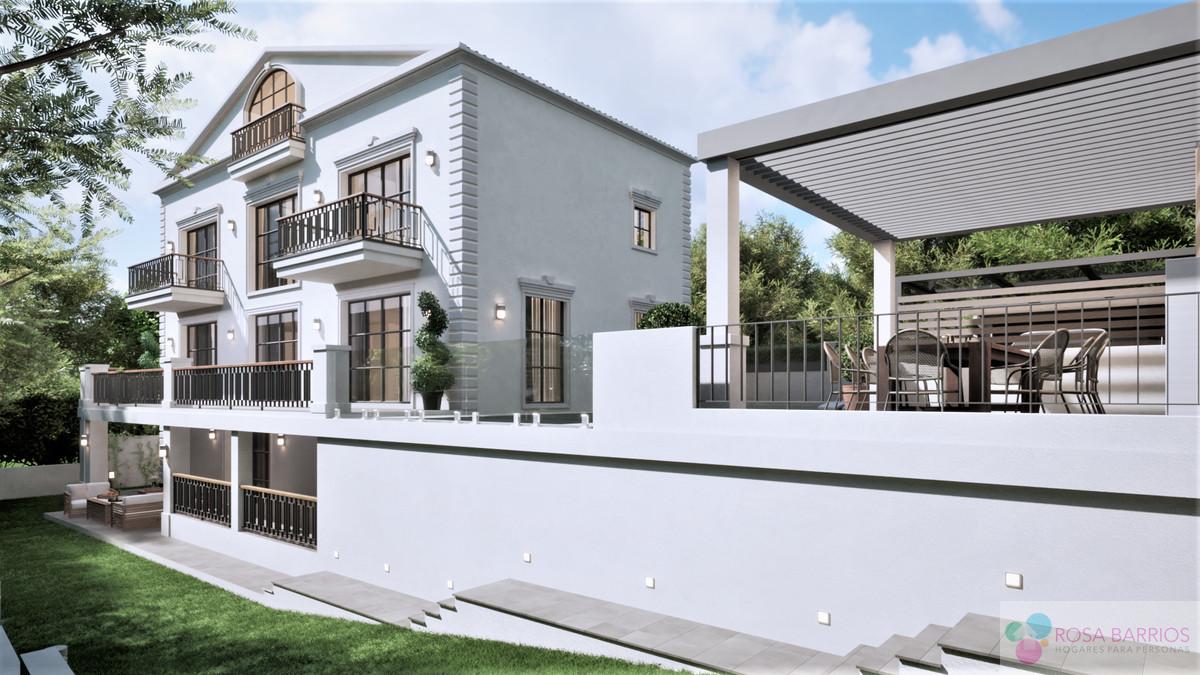 For sale of villa in Nueva Andalucía