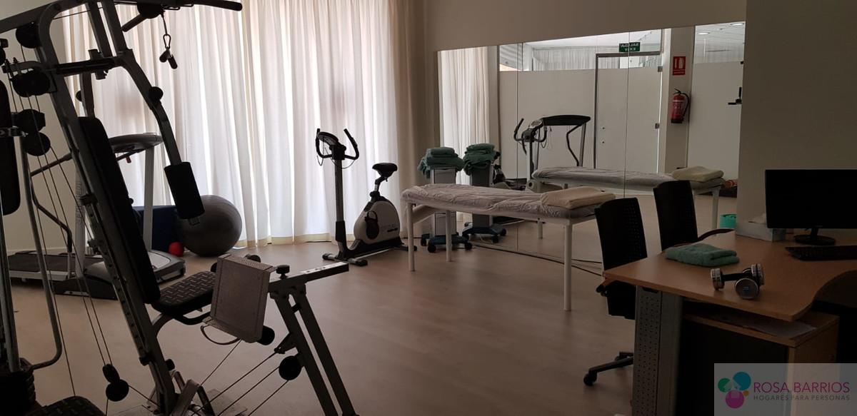 For sale of commercial in Estepona